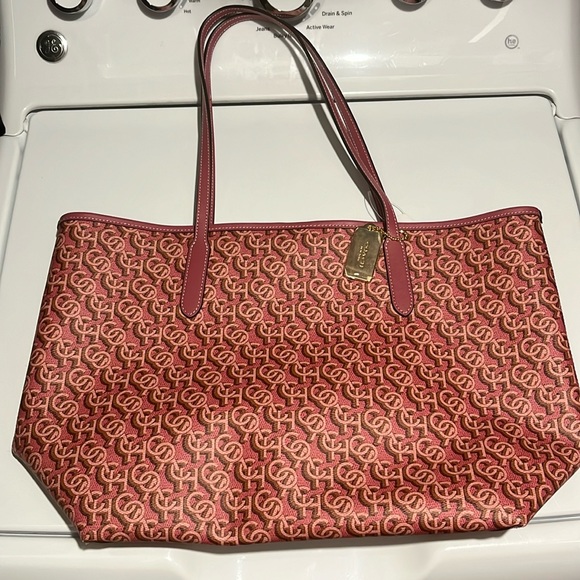 COACH MGRM CITY NEW - Picture 1 of 6